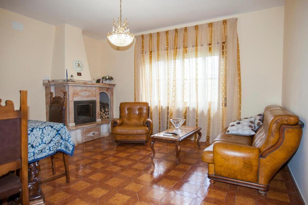Villa Attilio Balsorano Vecchio Luaran gambar